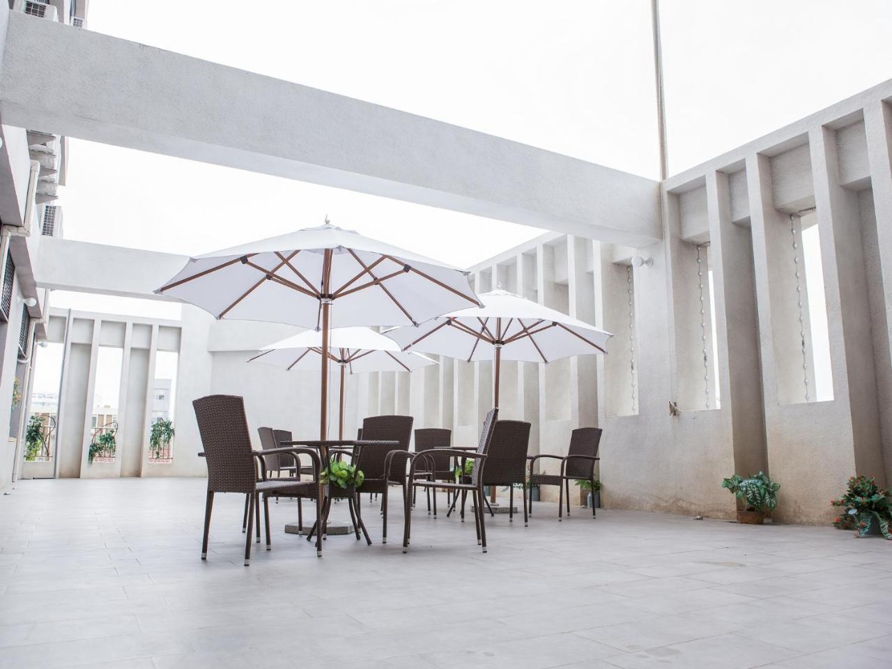 Rainbow Hotel Magong Exterior foto